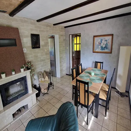 Σπίτι διακοπών In Kopice By For 5 Persons